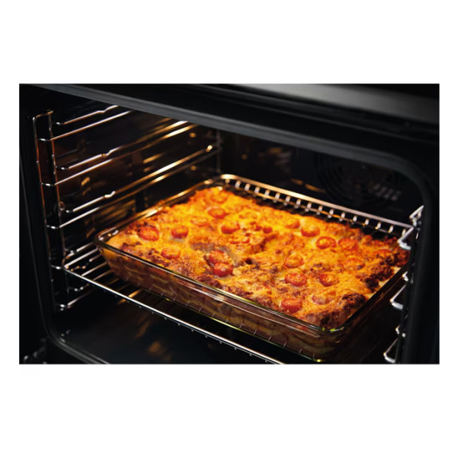 Духовой шкаф Electrolux EOF3H50BK